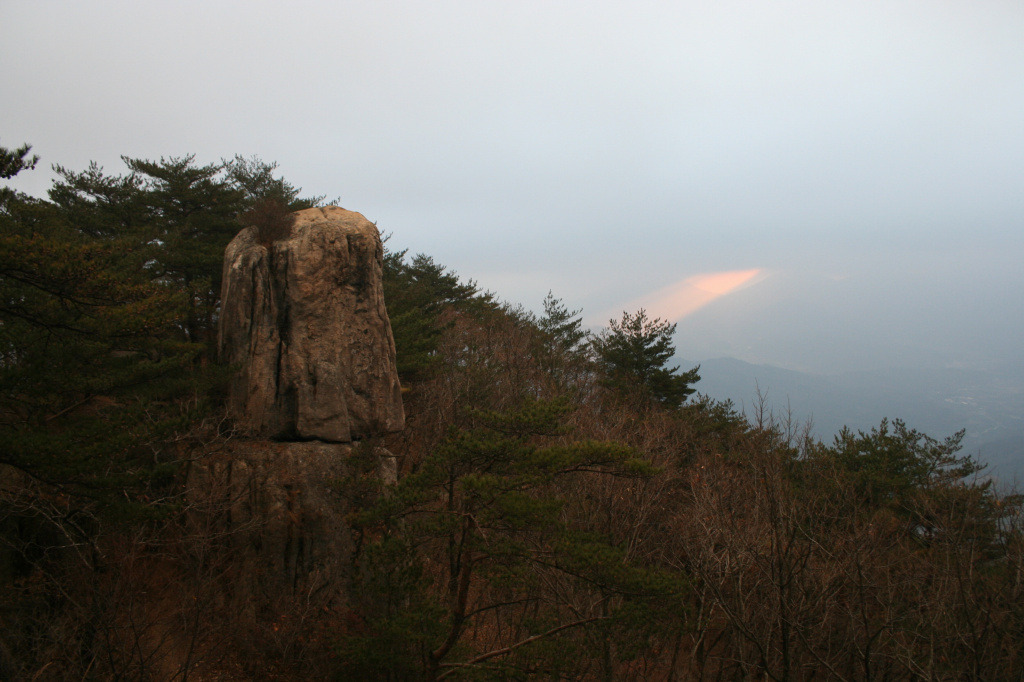 미륵바위 이미지